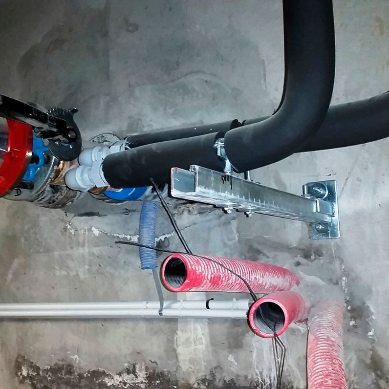 Aplicación del soporte perfil 38x40 SPE en sistemas de fontanería e instalaciones técnicas