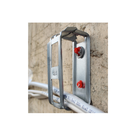 Abrazadera metálica CHS 40x41x47 para cables 