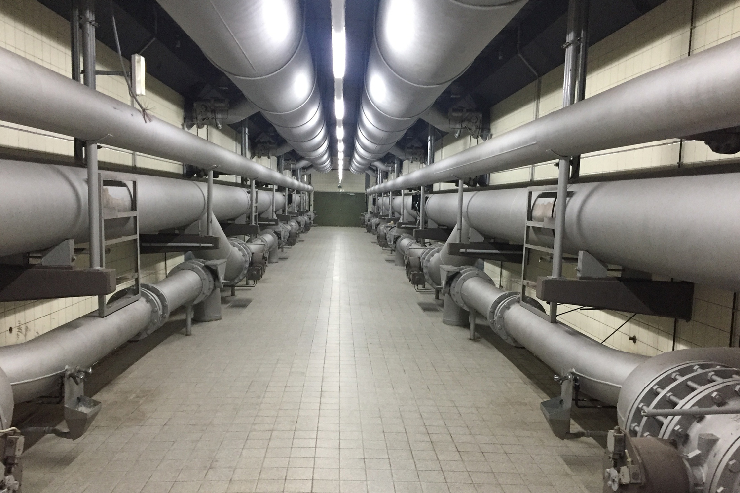 Aplicación del anclaje altas cargas SLAS en sistemas de tuberías industriales
