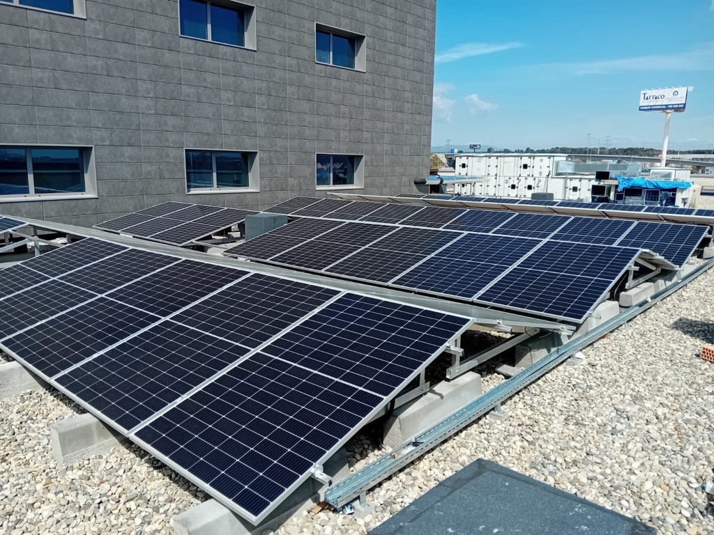 estructura para placas solares en cubierta plana